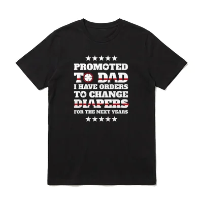 Schwangerschaft Ankündigung Befördert T-Shirt – Klassisches T-Shirt in Schwarz