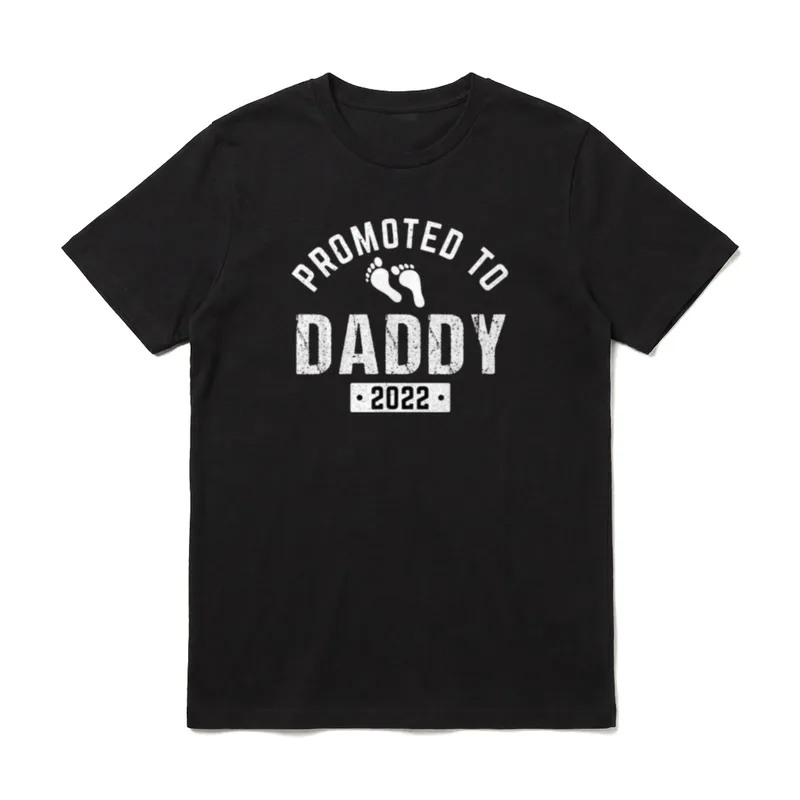 Befördert zu Papa 2022 T-Shirt – Klassisches T-Shirt in Schwarz