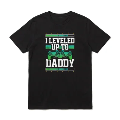 Schwangerschaftsankündigung Leveled Up to T-Shirt – Klassisches T-Shirt in Schwarz
