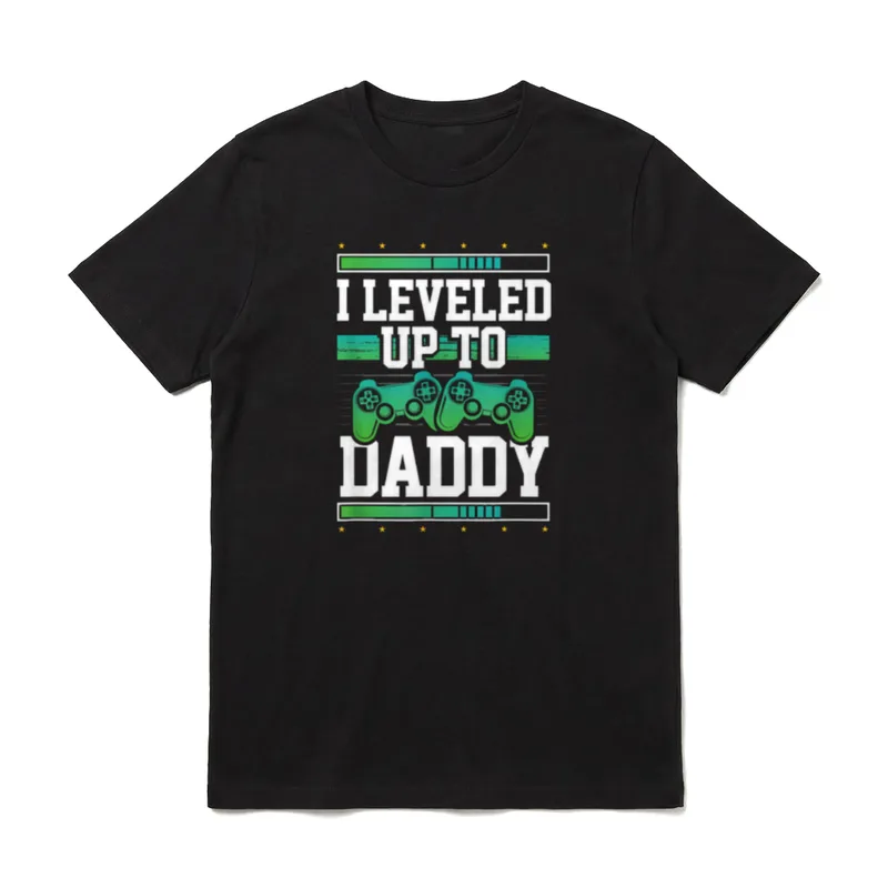 Schwangerschaftsankündigung Leveled Up to T-Shirt – Klassisches T-Shirt in Schwarz