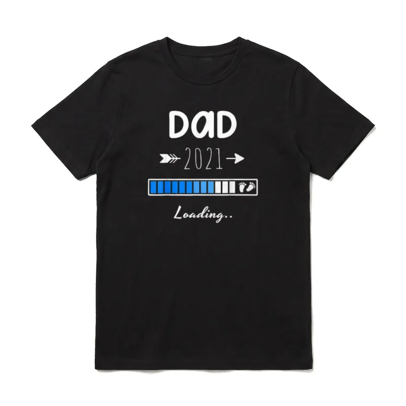 Dad Papa 2021 Loading T-Shirt – Klassisches T-Shirt in Schwarz